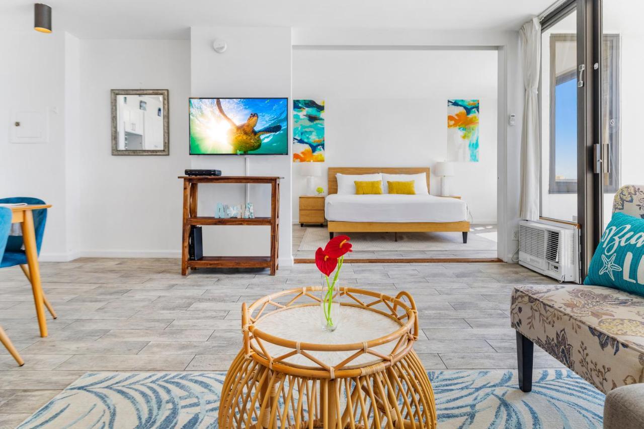 1Br With Great Ocean Views, 1 Block To Waikiki Beach ホノルル エクステリア 写真