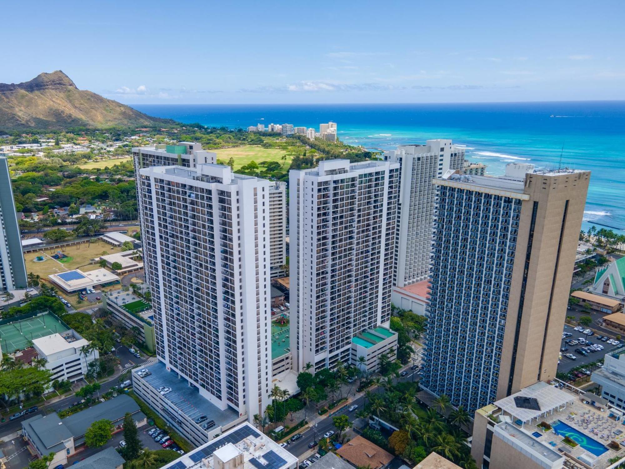 1Br With Great Ocean Views, 1 Block To Waikiki Beach ホノルル エクステリア 写真