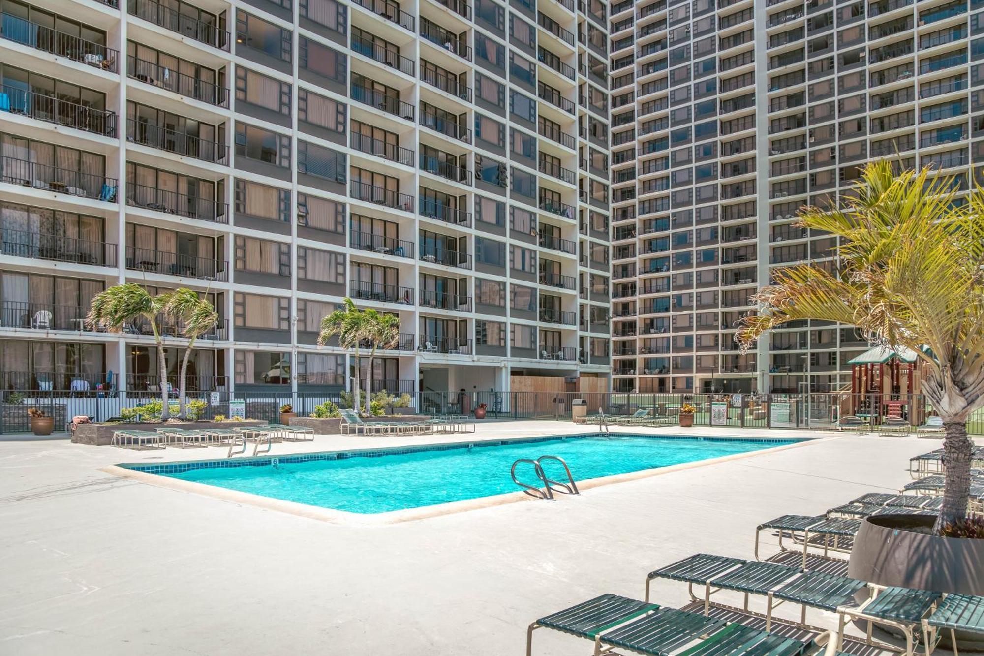1Br With Great Ocean Views, 1 Block To Waikiki Beach ホノルル エクステリア 写真