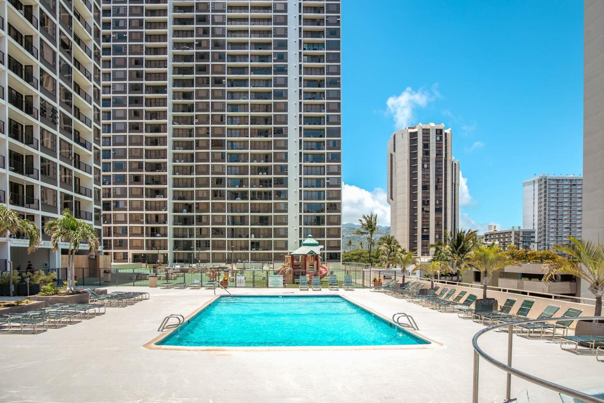 1Br With Great Ocean Views, 1 Block To Waikiki Beach ホノルル エクステリア 写真